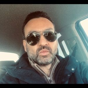 Meet your Posher, Arturo